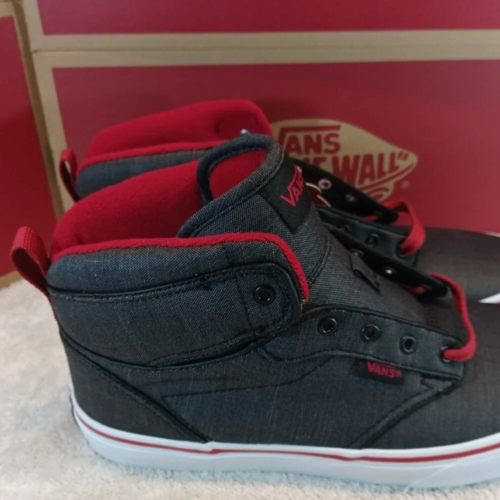 Vans Men's 5.5/Women's 7 (Youth 5.5) Atwood High Top Black Chili Pepper Red